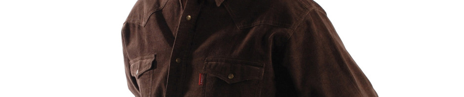 Вельветовая мужская рубашка большого размера коричневого цвета.