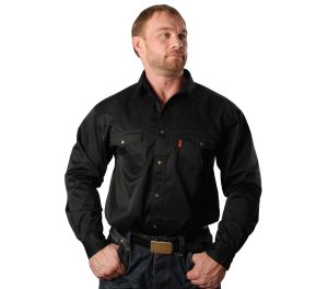 Джинсовая мужская рубашка большого размера черного цвета.