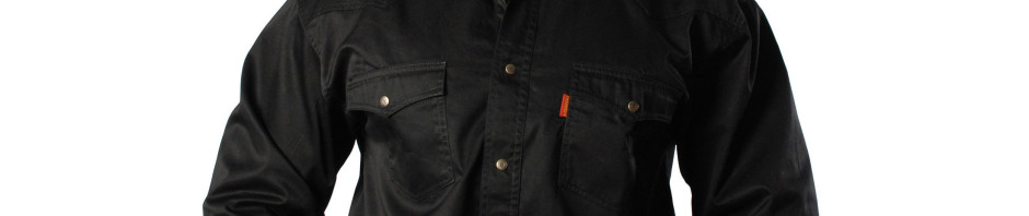Джинсовая мужская рубашка большого размера черного цвета.