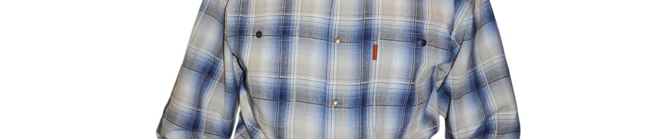 Мужская рубашка большого размера в крупную бело-синего цвета клетку. Плотный материал, Модель длинный рукав с двумя большими карманами свободного кроя.