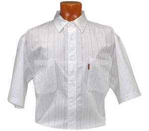 Рубашка мужская с коротким рукавом белого цвета с прострочками.  Размер от 46
