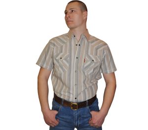 Рубашка в бежевую полоску.  Размер от 46-48 до 54-56 модель