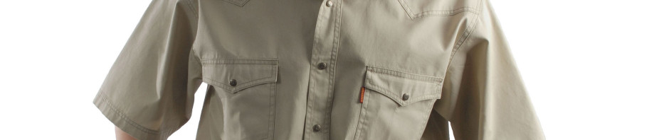 Джинсовая рубашка бежевого цвета.  Размера от 46-48 до 54-56 свободного кроя
