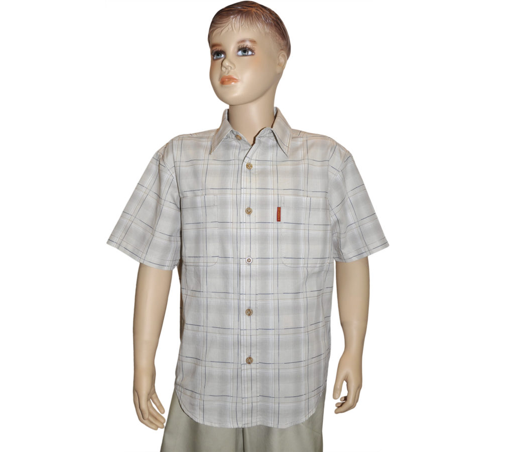 Подростковая рубашка из ткани номер 32 в крупную бежевую клетку.